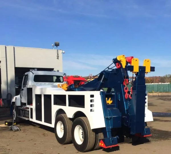 Rear and side view of Integrated INT-30 integrated wrecker with hydraulic boom and recovery equipment
