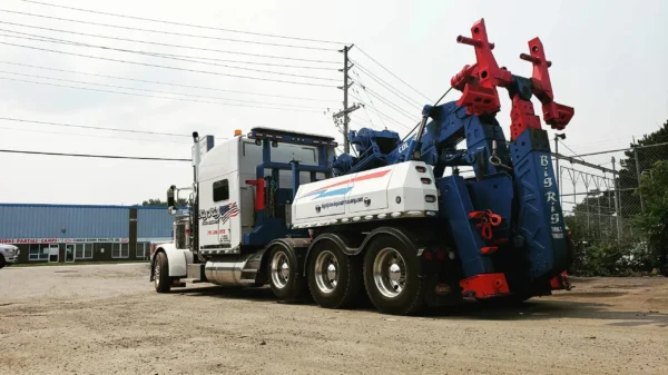 MDTU-35 detachable heavy-duty stabilizers deployed at a recovery site