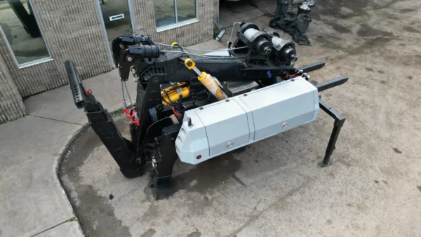 MDTU-35 detachable towing unit off the chassis showing stabilizing legs and underlift boom